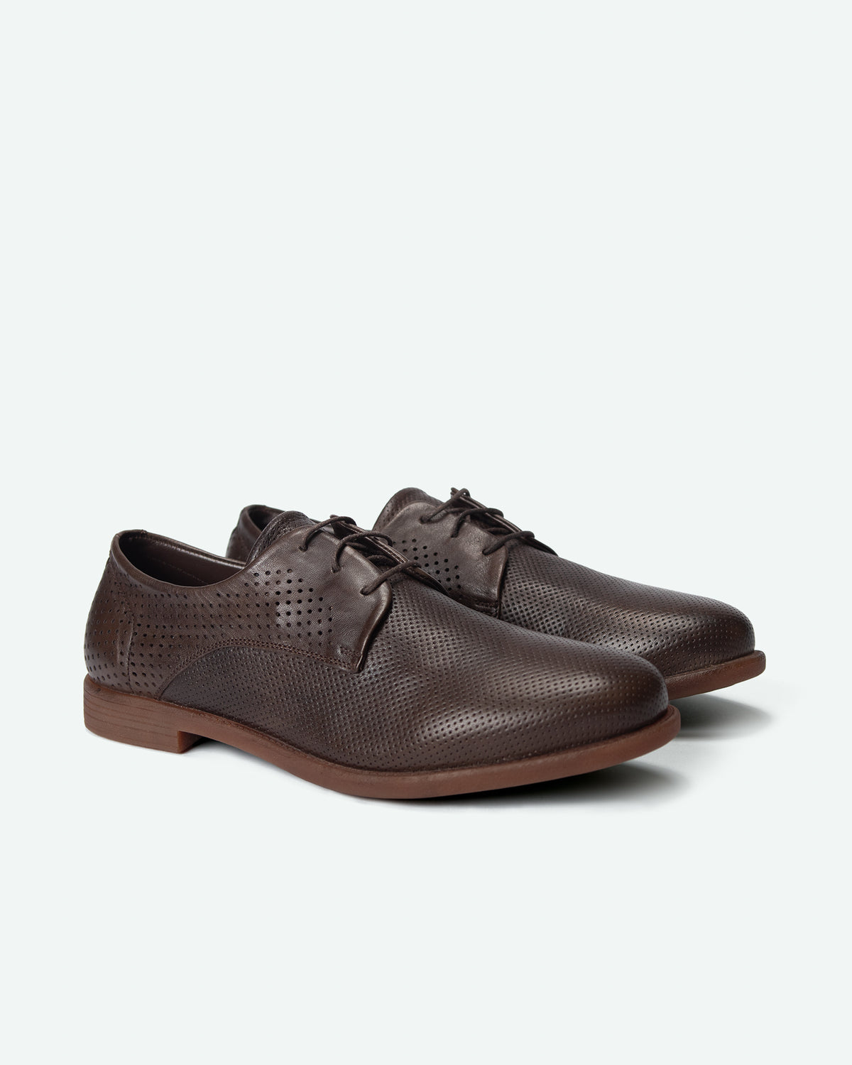 Carona men's derby shoes in leather with perforated upper