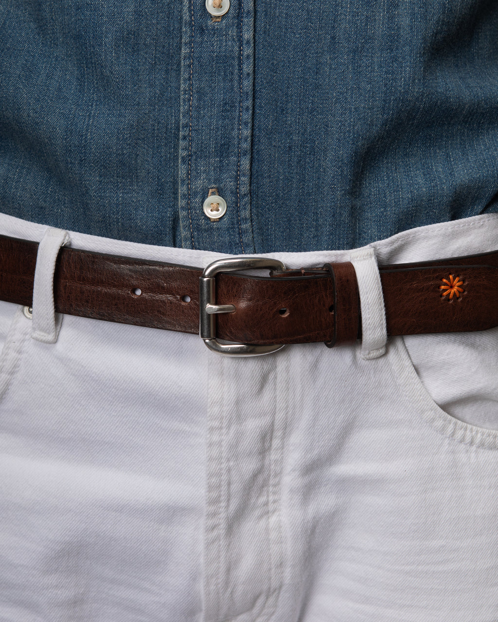 Cintura uomo Presolana in pelle con fiori ricamati