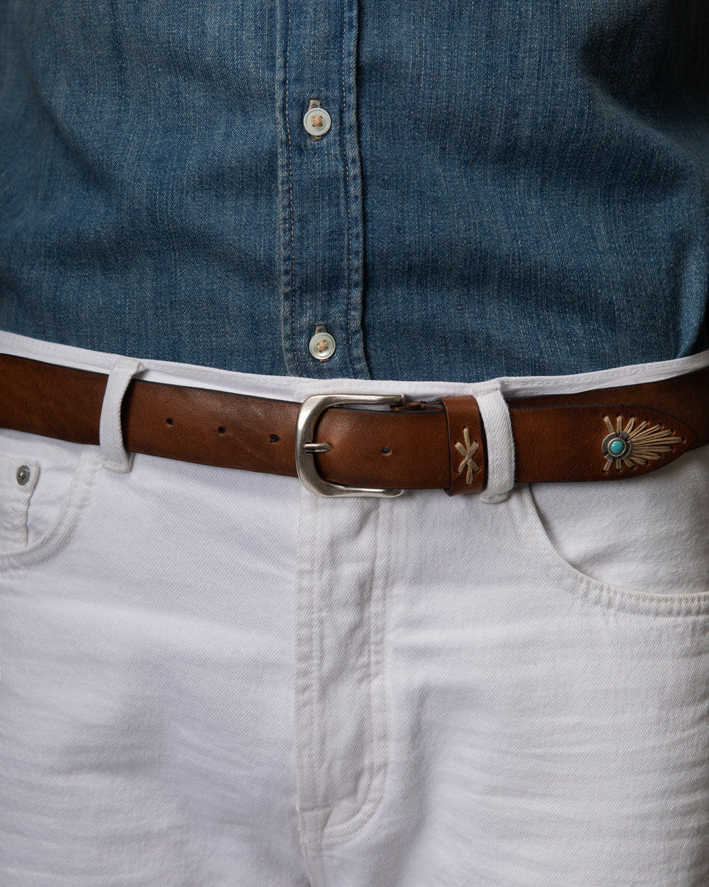 Cintura uomo Arera in pelle con concho e pietra turchese