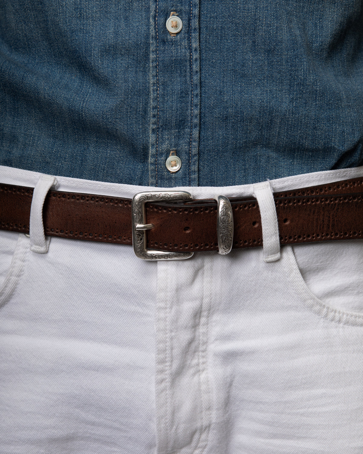 Cintura uomo Ferrante in pelle con fibbia western incisa