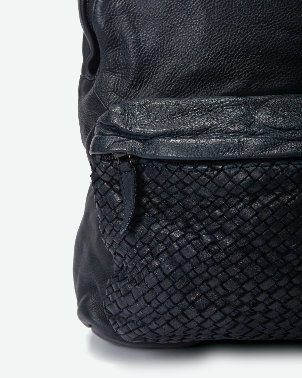 Clusone men's leather backpack with woven pocket