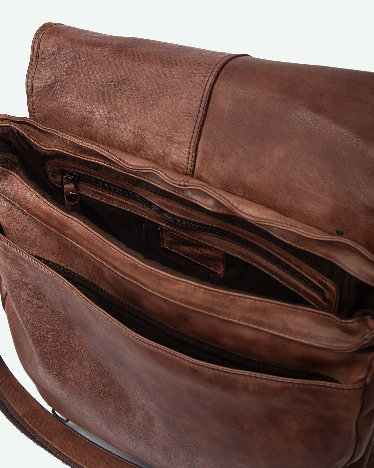 Borsa a tracolla uomo Sarnico in pelle con patta
