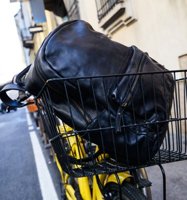 Leather bag by Minoronzoni