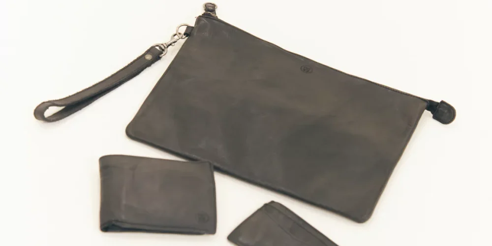 minoronzoni53-fw24-2516279psd-1-66f2bc25bf8ec